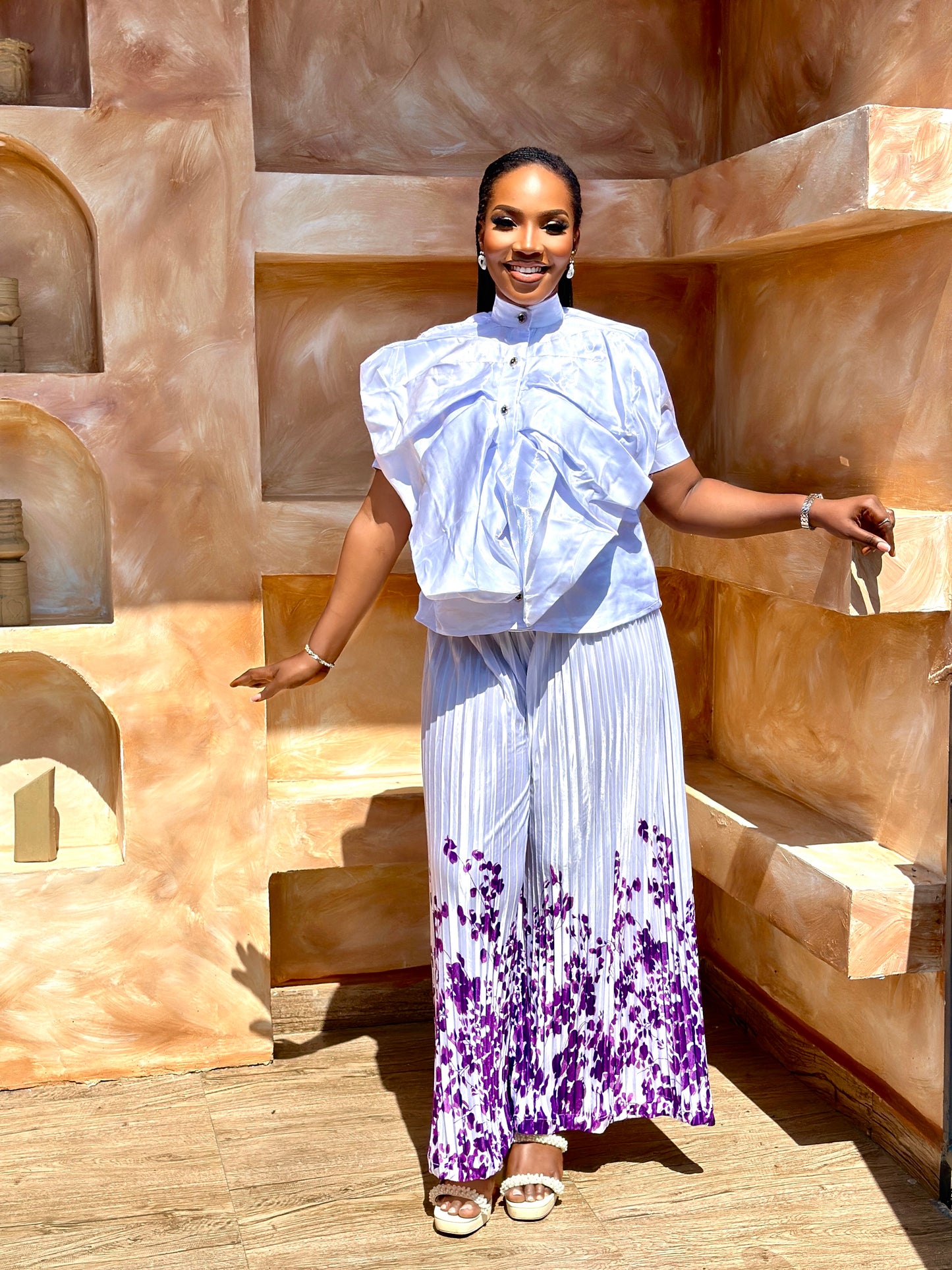 “White Orchid Elegance 🌸 | Effortless Chic in Flow & Grace”